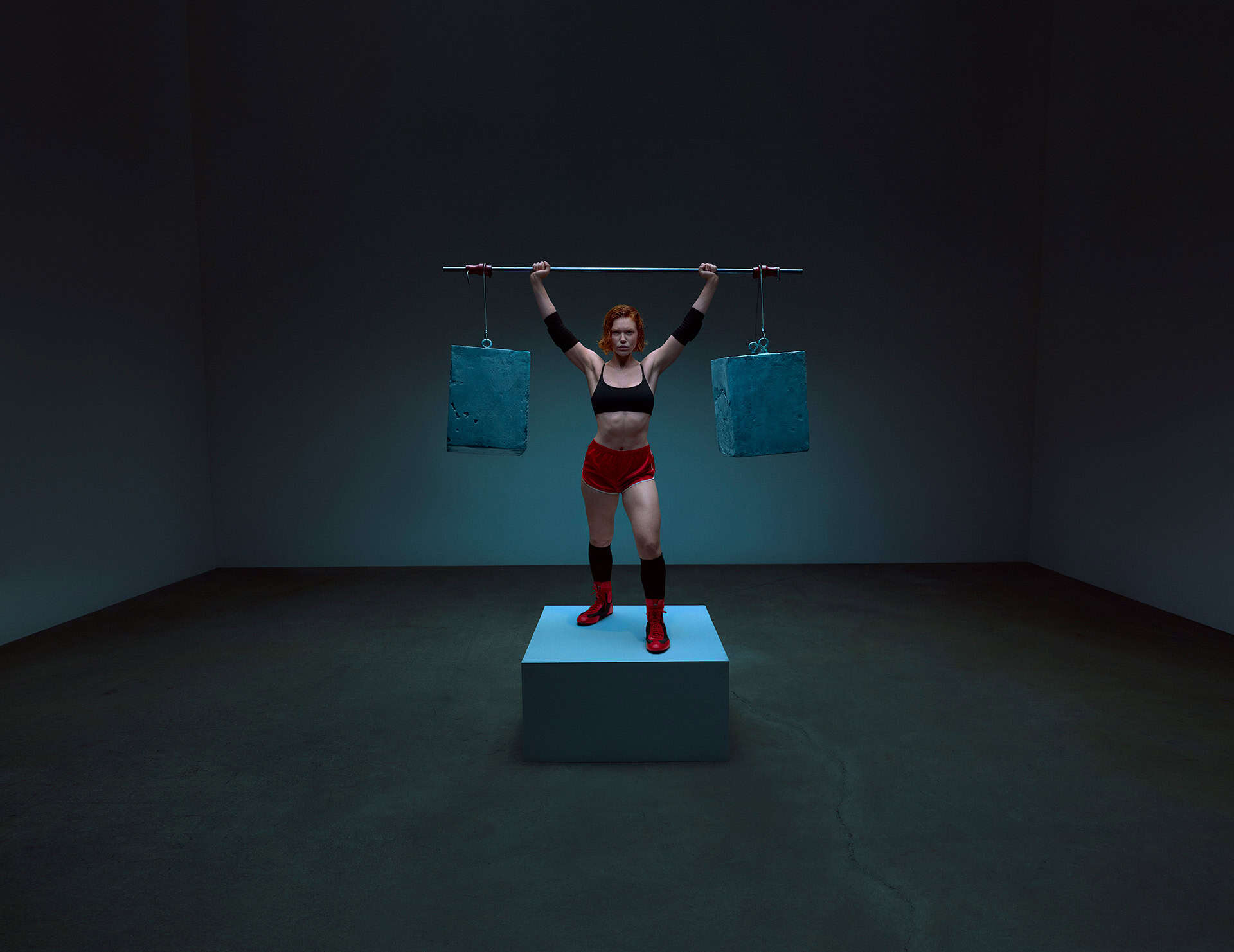 Weightlifter lifting blocks